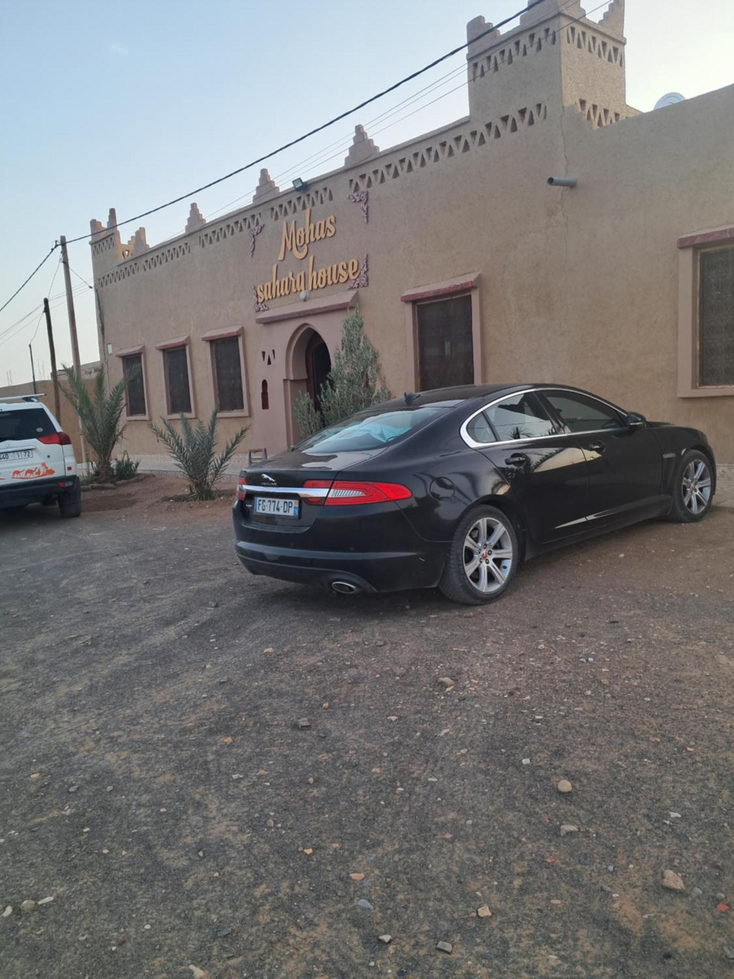 Отель Sahara House Мерзуга Экстерьер фото
